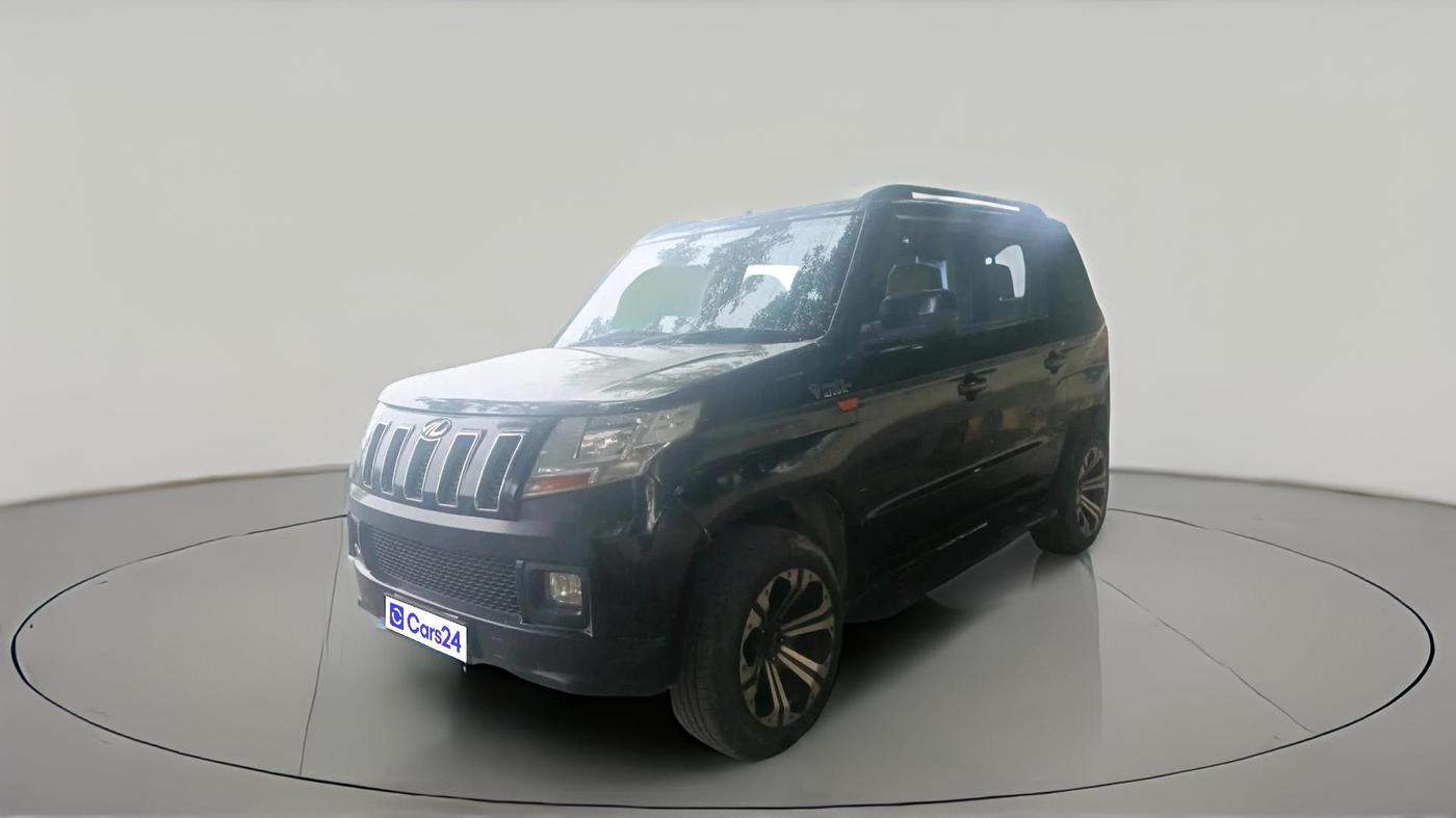 2016 Mahindra TUV300 T6, Diesel, Manual, 1,13,932 km, exterior