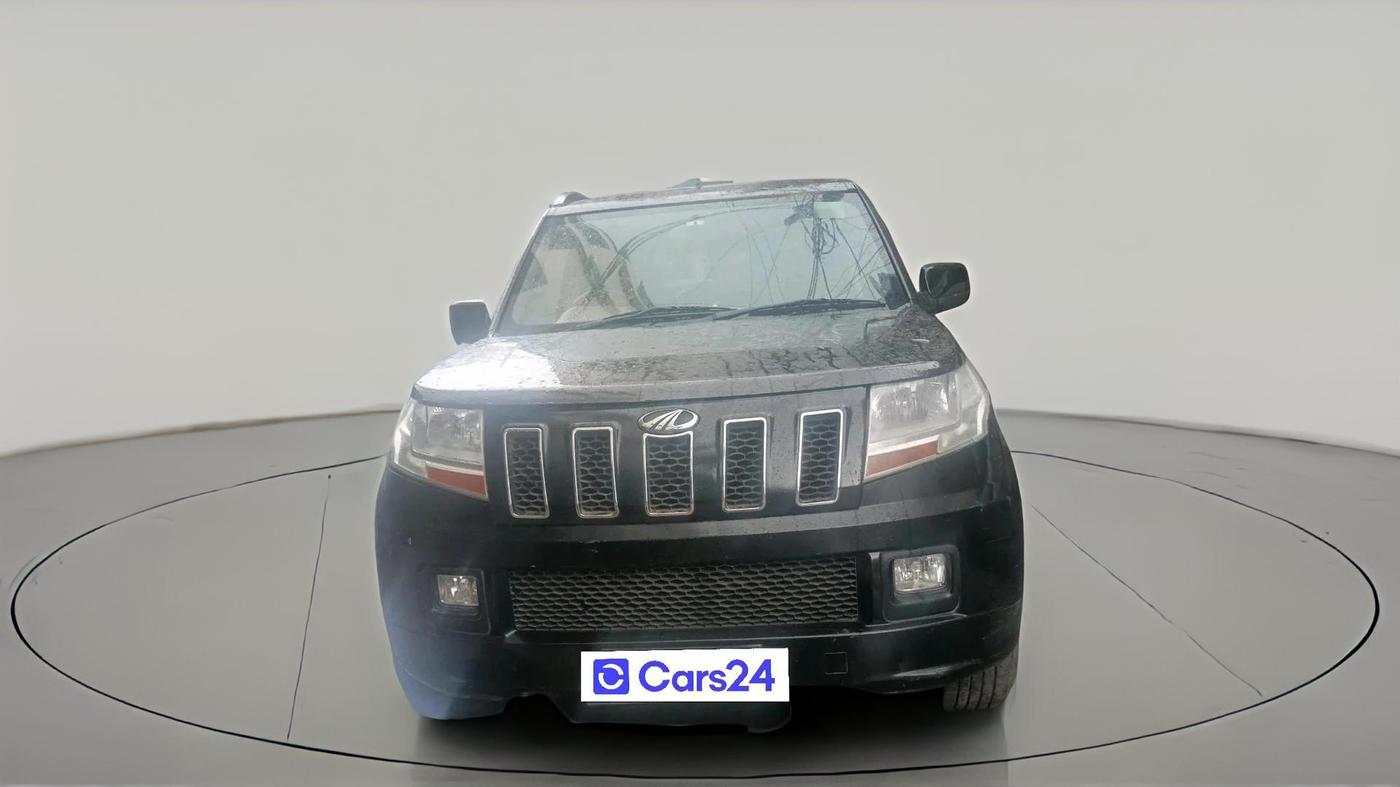 2016 Mahindra TUV300 T6, Diesel, Manual, 1,13,932 km, exterior