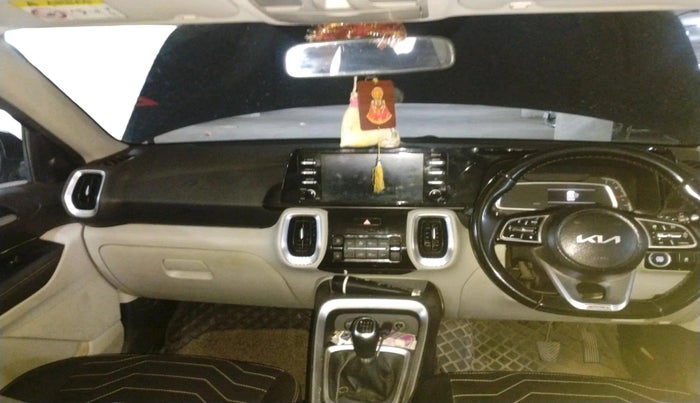 2022 KIA SONET HTX 1.0 IMT, Petrol, Manual, 76,302 km, interior