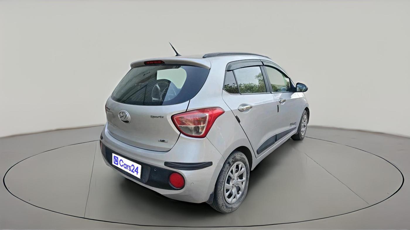 2018 Hyundai Grand i10 SPORTZ 1.2 KAPPA VTVT, CNG, Manual, 1,15,165 km, exterior