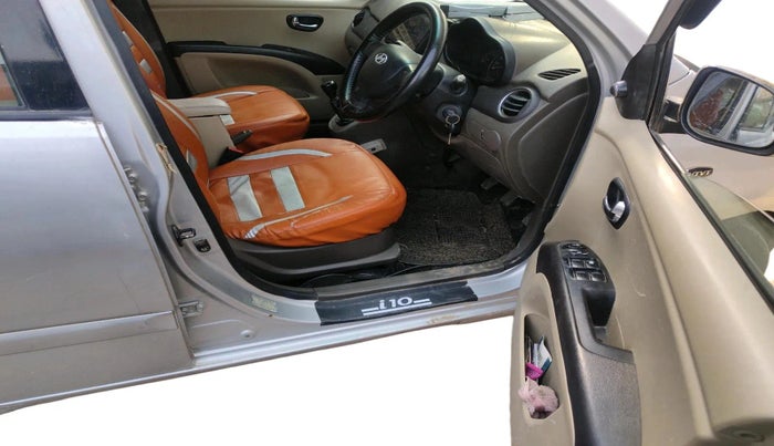 2012 Hyundai i10 SPORTZ 1.2, Petrol, Manual, 90,692 km, interior