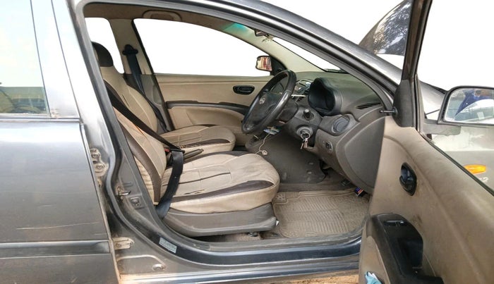 2013 Hyundai i10 ERA 1.1, CNG, Manual, 75,416 km, interior