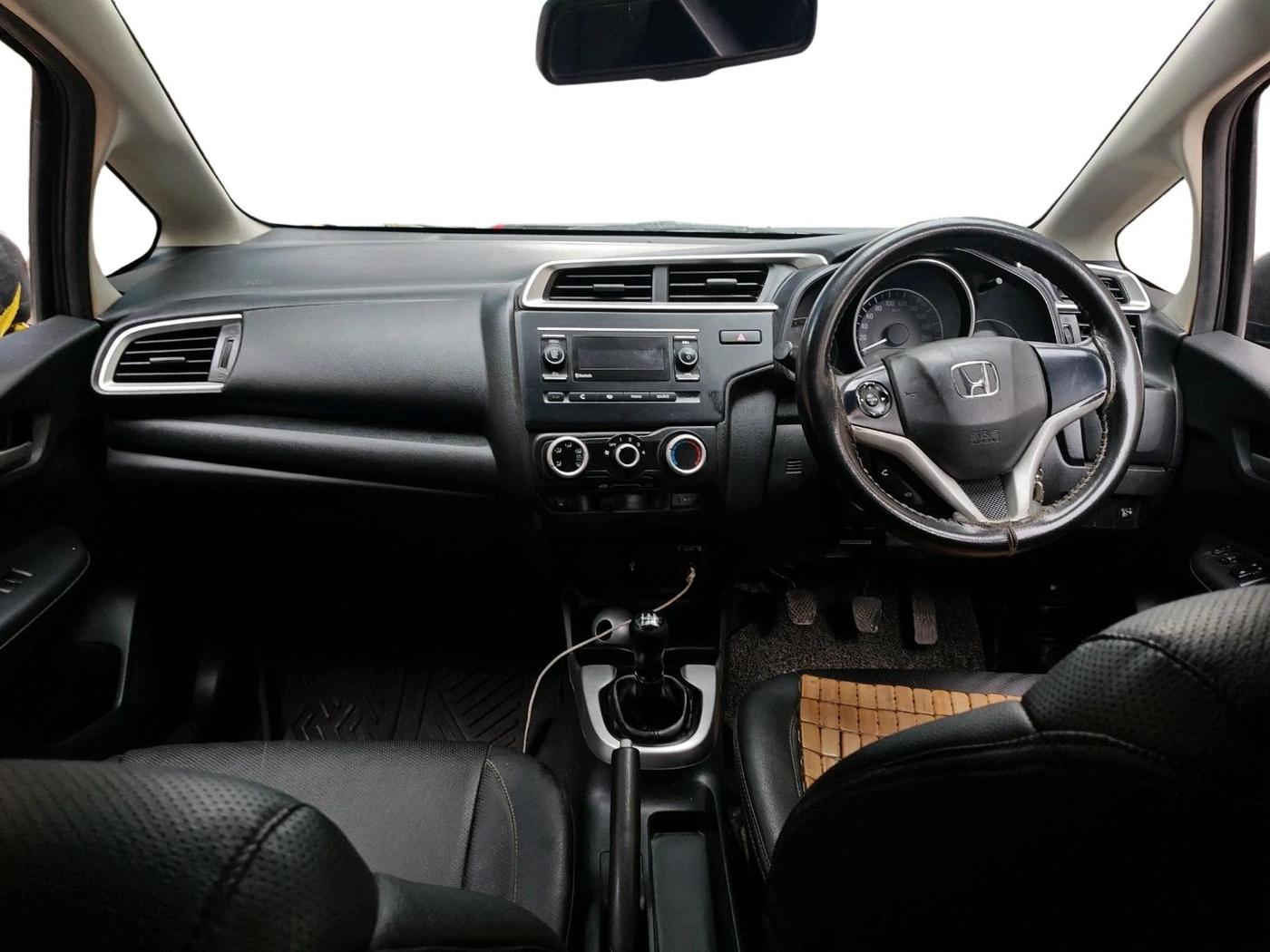 2018 Honda WR-V 1.2L I-VTEC S MT, CNG, Manual, 88,132 km, interior