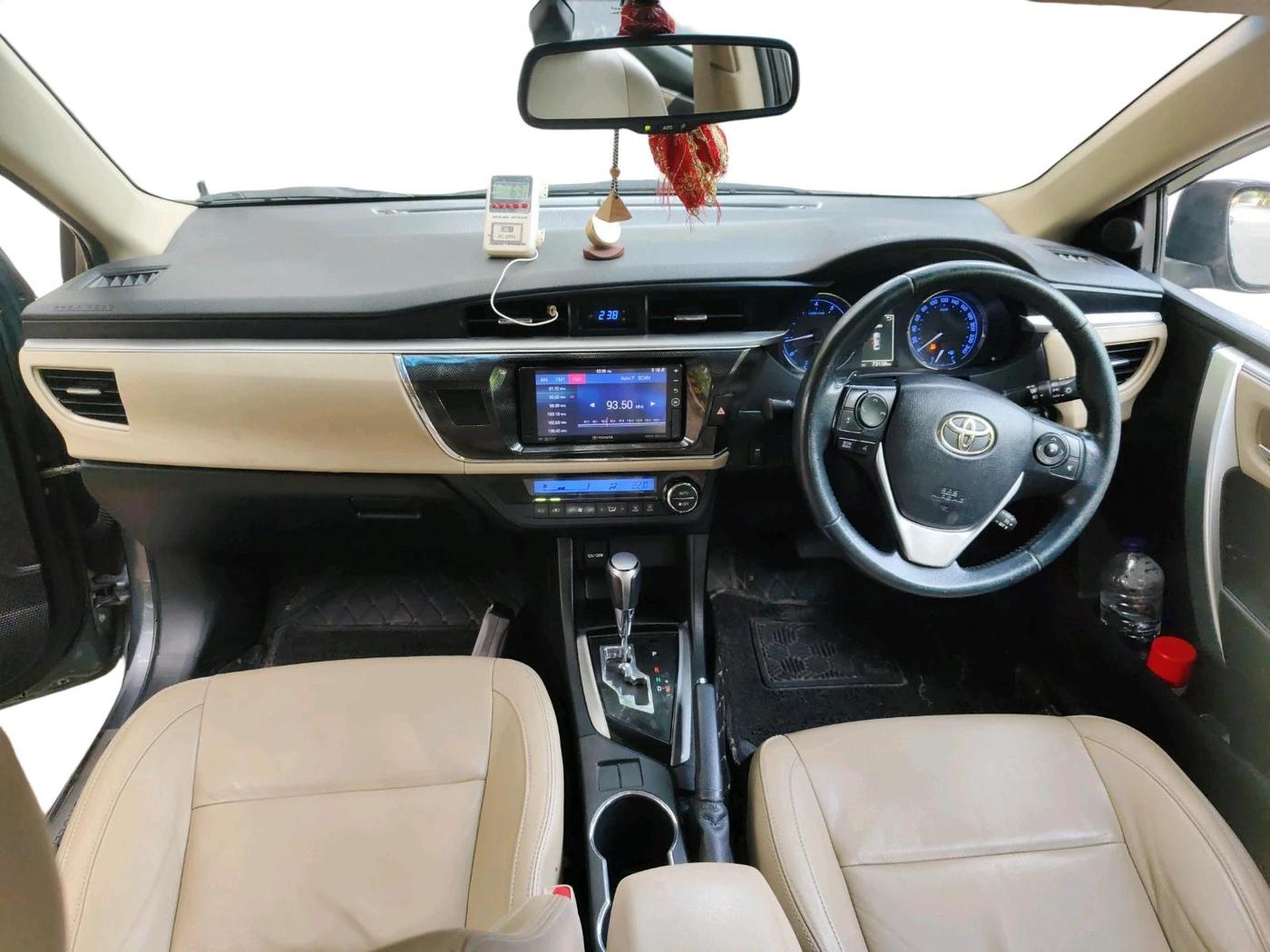 2016 Toyota Corolla Altis VL CVT PETROL, Petrol, Automatic, 73,138 km, interior