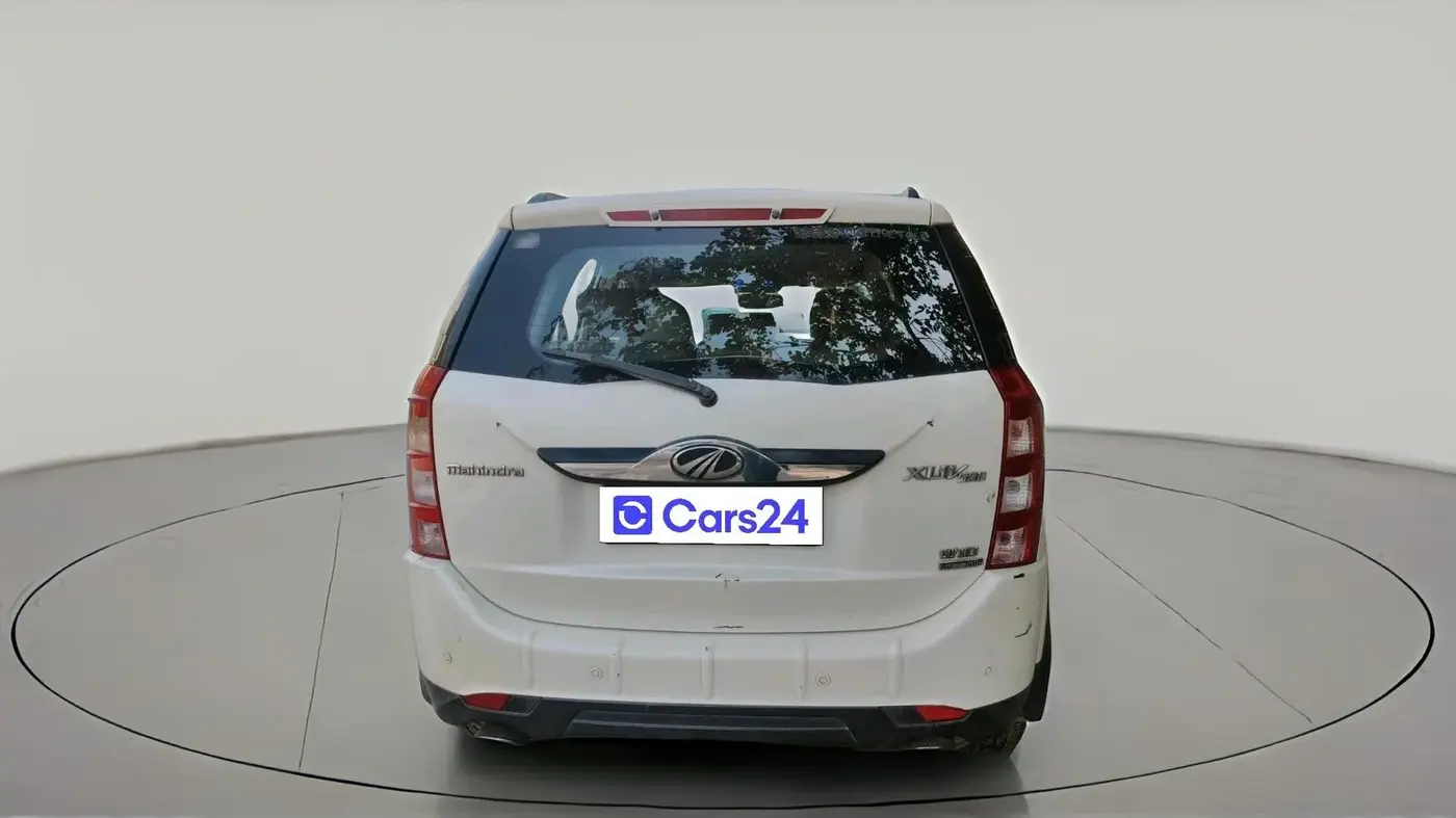 2016 Mahindra XUV500 W10 AT 1.99, Diesel, Automatic, 89,763 km, exterior