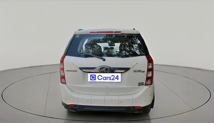 2016 Mahindra XUV500 W10 AT 1.99, Diesel, Automatic, 89,763 km, exterior