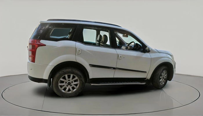 2016 Mahindra XUV500 W10 AT 1.99, Diesel, Automatic, 89,763 km, exterior