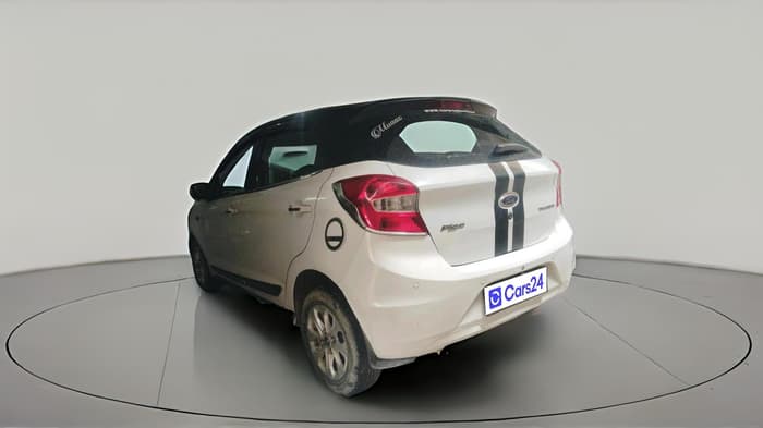 2017 Ford New Figo TITANIUM 1.2 PETROL MT, Petrol, Manual, 1,08,188 km, exterior