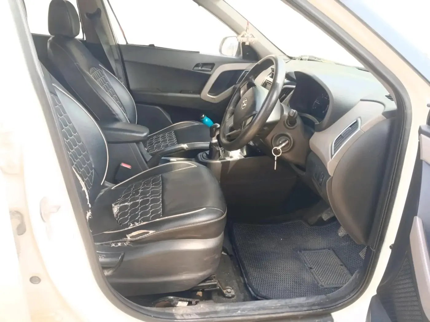 2016 Hyundai Creta BASE 1.4 DIESEL, Diesel, Manual, 1,50,510 km, interior