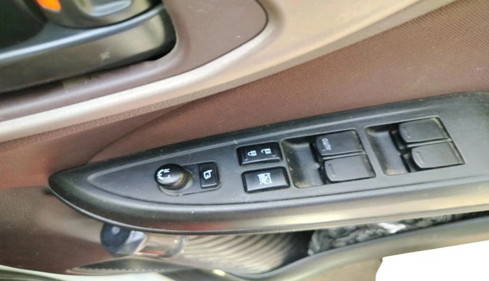 2024 Maruti FRONX DELTA PLUS 1.2L AGS, Petrol, Automatic, 15,510 km, interior