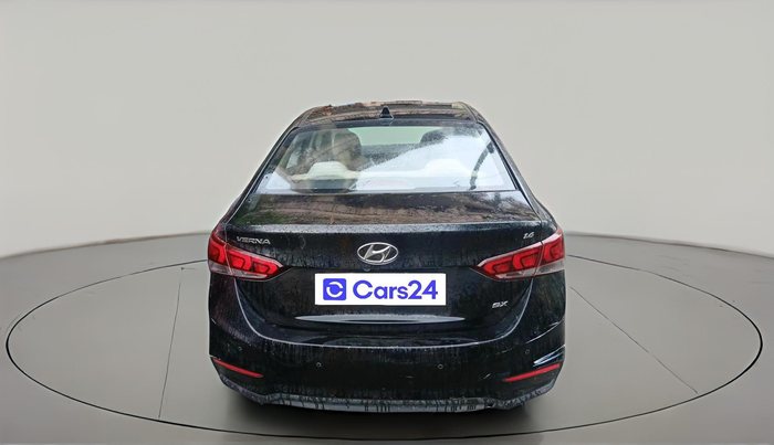 2018 Hyundai Verna 1.6 VTVT SX, Petrol, Manual, 29,197 km, exterior