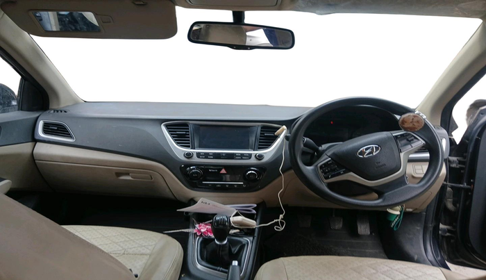 2018 Hyundai Verna 1.6 VTVT SX, Petrol, Manual, 29,197 km, interior