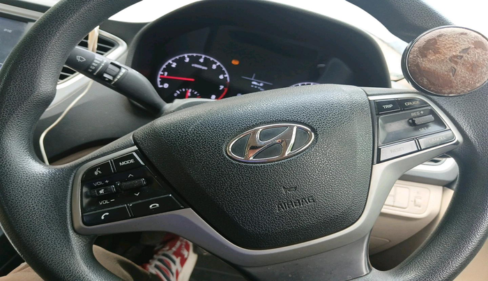 2018 Hyundai Verna 1.6 VTVT SX, Petrol, Manual, 29,197 km, interior