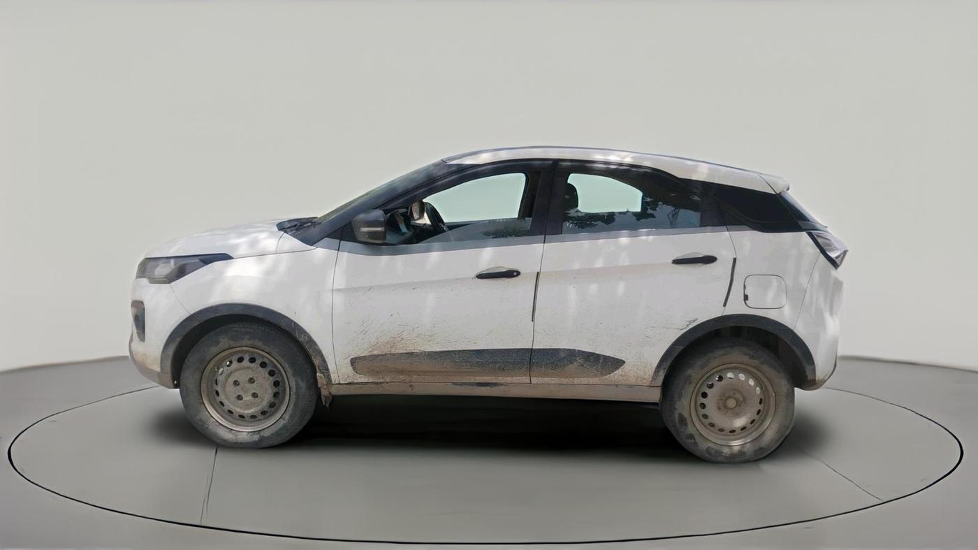 2020 Tata NEXON XE PETROL, Petrol, Manual, 1,16,226 km, exterior