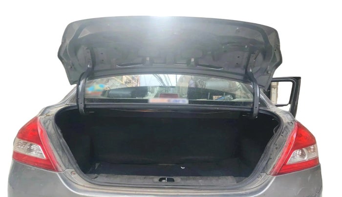 2012 Maruti Swift Dzire VXI, Petrol, Manual, 63,426 km, exterior