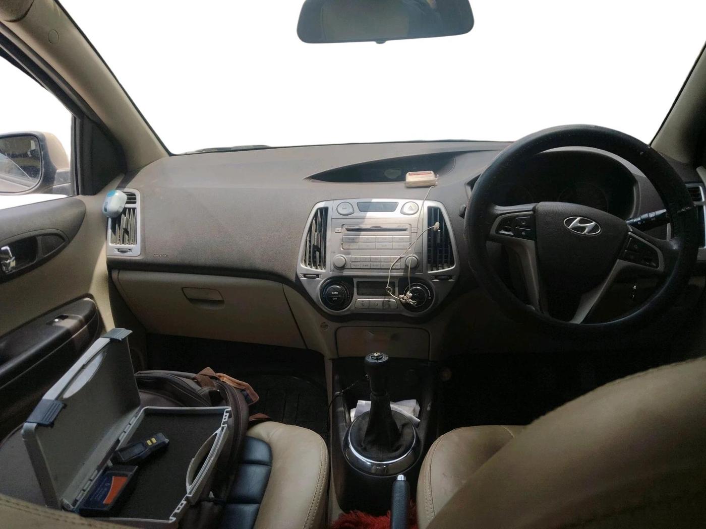 2011 Hyundai i20 ASTA 1.2, Petrol, Manual, 41,929 km, interior