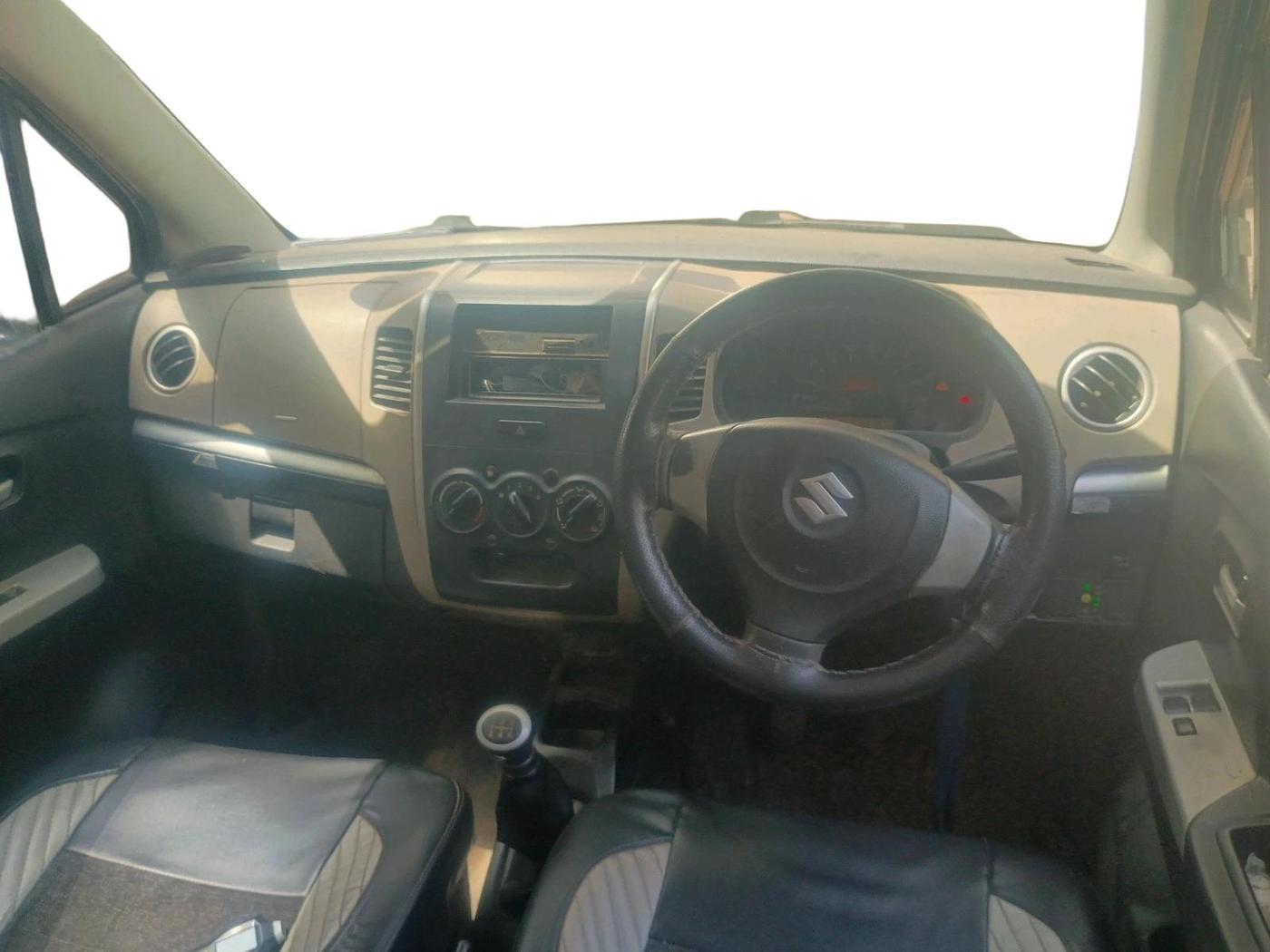 2015 Maruti Wagon R 1.0 LXI CNG, CNG, Manual, 1,25,487 km, interior
