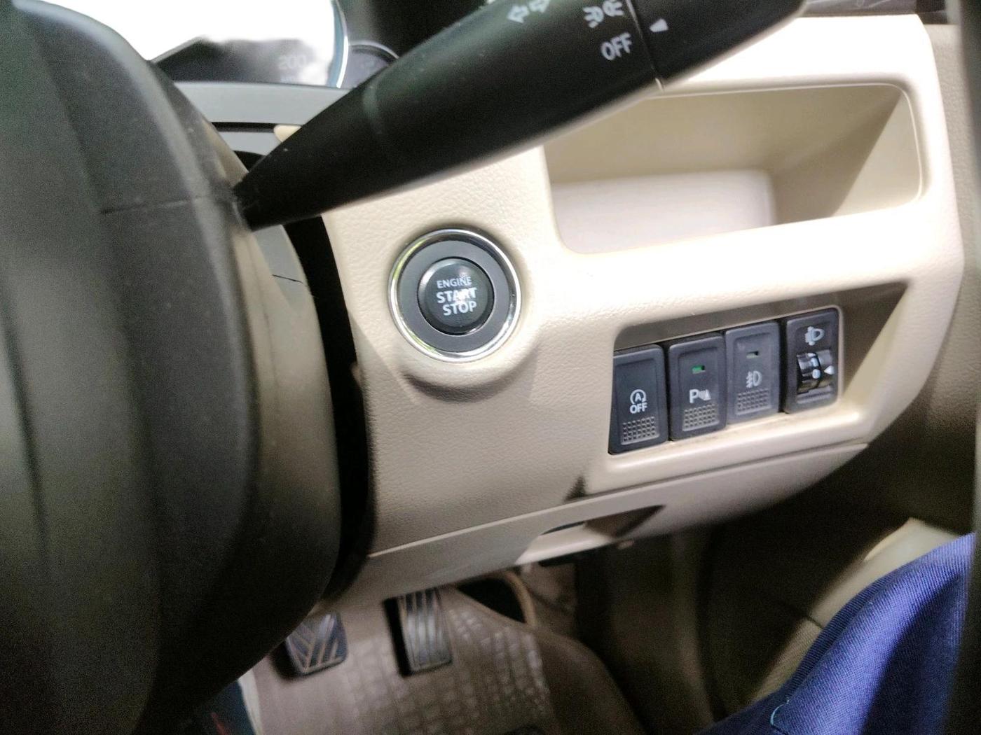 2016 Maruti Ciaz ZDI+ SHVS, Diesel, Manual, 65,694 km, interior