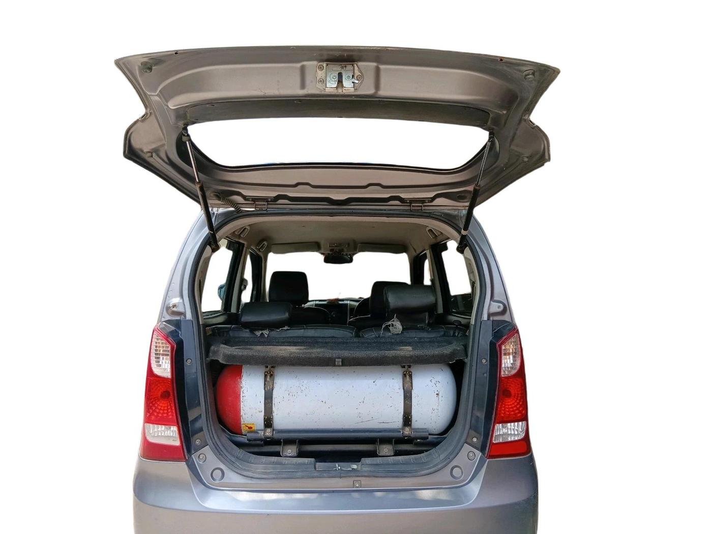 2017 Maruti Wagon R 1.0 LXI CNG, CNG, Manual, 1,21,055 km, exterior
