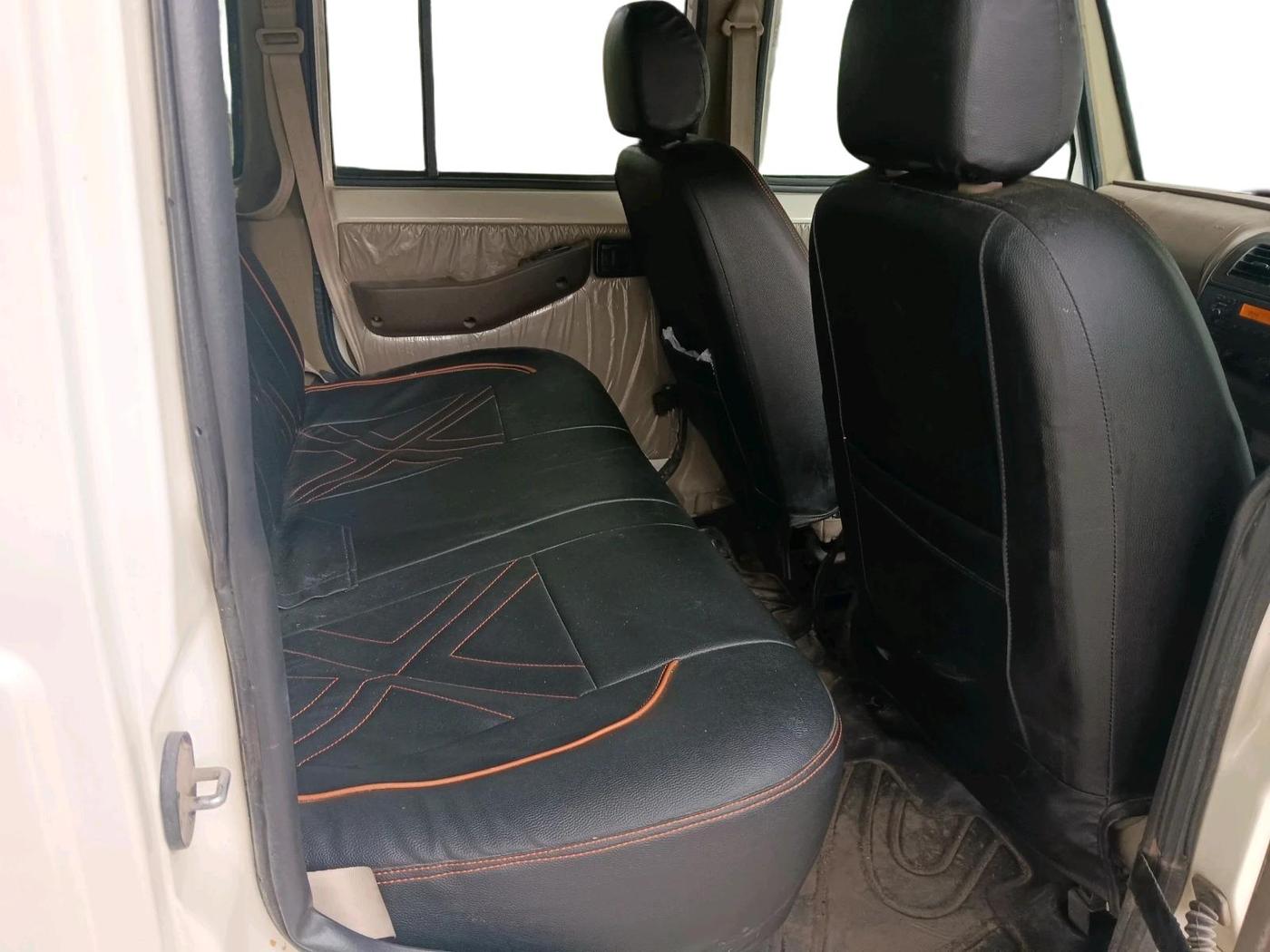 2023 Mahindra Bolero B6 (O), Diesel, Manual, 1,12,093 km, interior