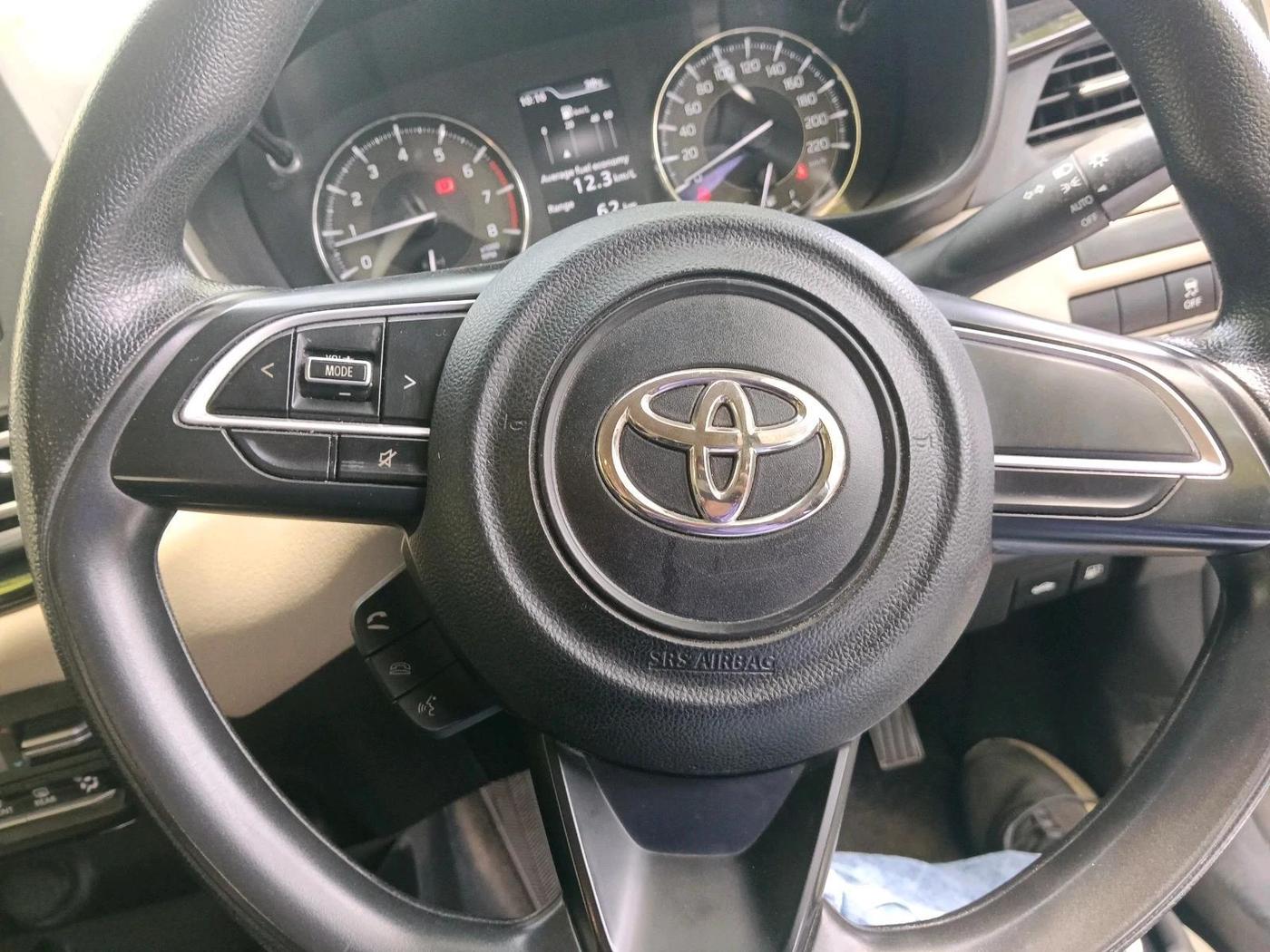 2022 Toyota Glanza G AMT, Petrol, Automatic, 58,290 km, interior