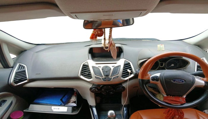 2017 Ford Ecosport TITANIUM 1.5L DIESEL, Diesel, Manual, 1,02,278 km, interior