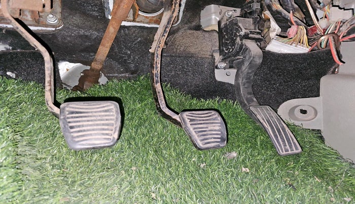 2016 Mahindra Kuv100 K4 6 STR, Petrol, Manual, 73,362 km, interior