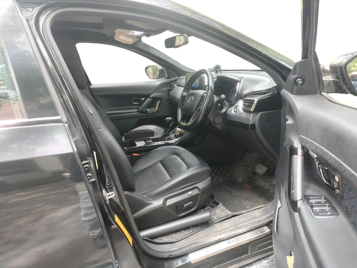 2022 Tata Safari XZA PLUS, Diesel, Automatic, 53,703 km, interior