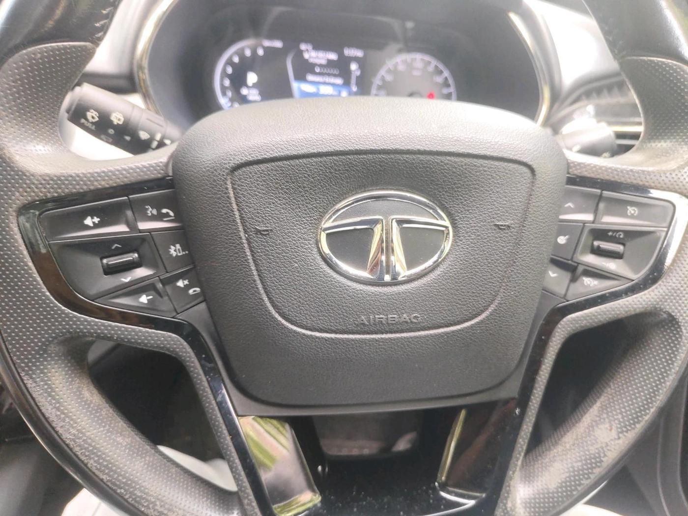 2022 Tata Safari XZA PLUS, Diesel, Automatic, 53,703 km, interior