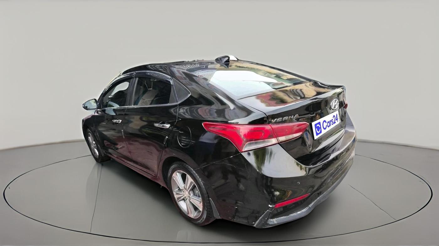2018 Hyundai Verna 1.6 VTVT SX (O) AT, CNG, Automatic, 69,775 km, exterior
