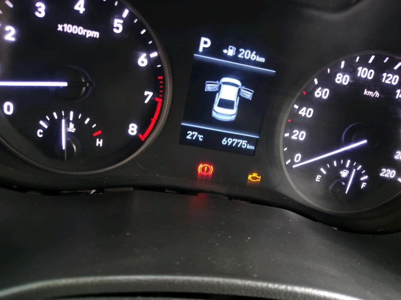 2018 Hyundai Verna 1.6 VTVT SX (O) AT, CNG, Automatic, 69,775 km, interior