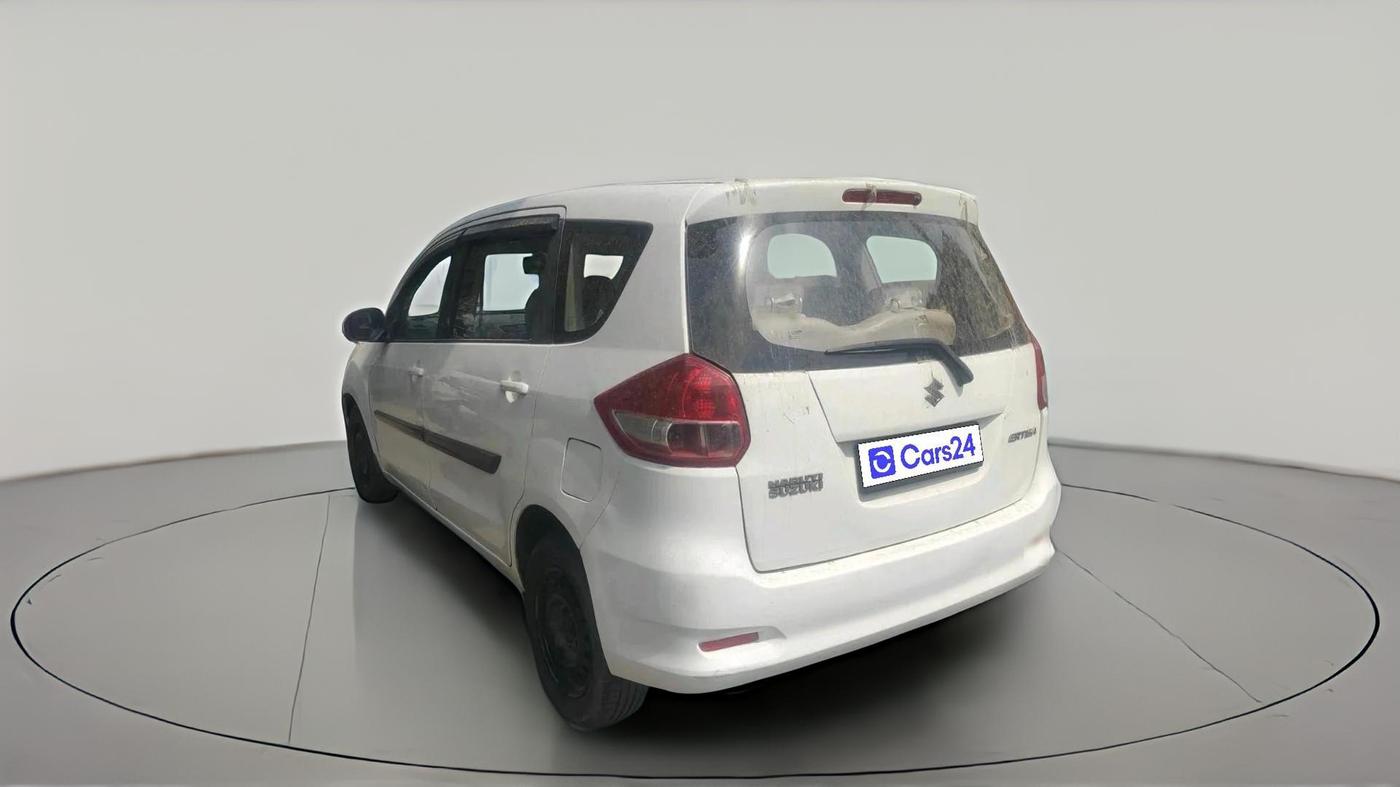 2013 Maruti Ertiga ZXI, CNG, Manual, 1,26,446 km, exterior