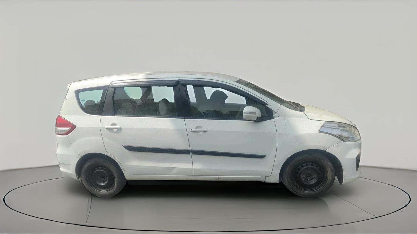 2013 Maruti Ertiga ZXI, CNG, Manual, 1,26,446 km, exterior