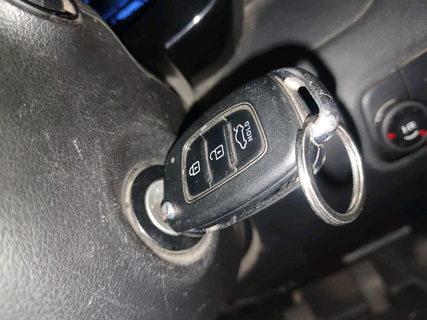 2024 Hyundai EXTER S 1.2 MT, CNG, Manual, 60,467 km, interior