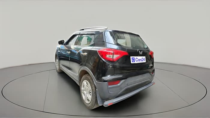 2022 Mahindra XUV300 W4 1.2 PETROL, Petrol, Manual, 39,697 km, exterior