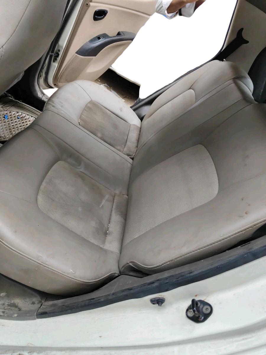2012 Hyundai i10 MAGNA 1.2, Petrol, Manual, 1,01,436 km, interior