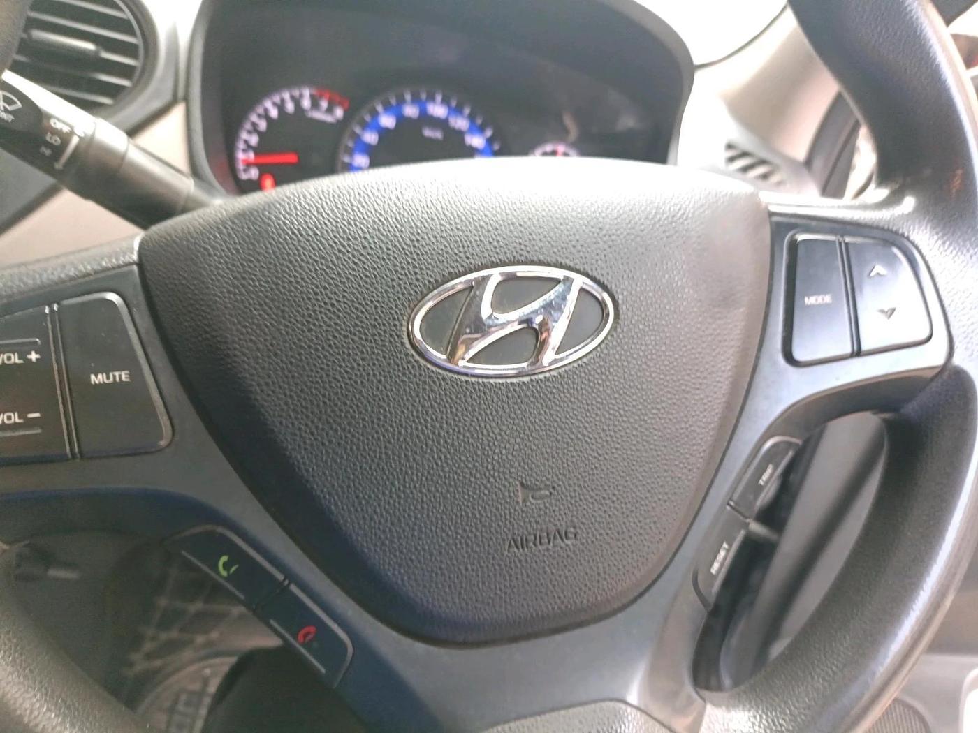 2018 Hyundai Xcent S 1.2, CNG, Manual, 86,468 km, interior