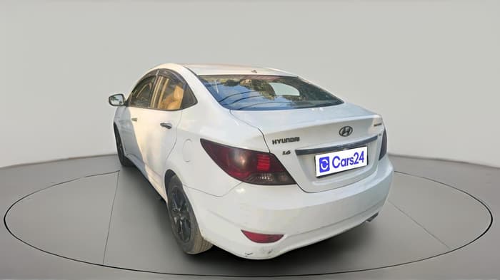 2013 Hyundai Verna FLUIDIC 1.6 VTVT SX, Petrol, Manual, 81,675 km, exterior