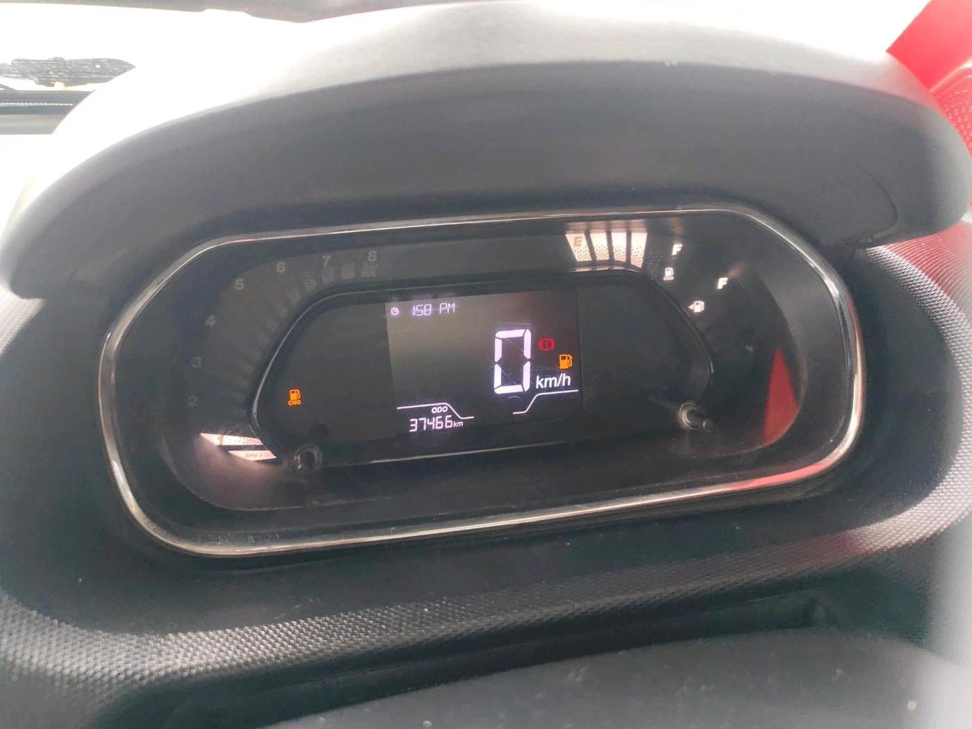 2022 Tata Tiago XT CNG, CNG, Manual, 37,466 km, interior
