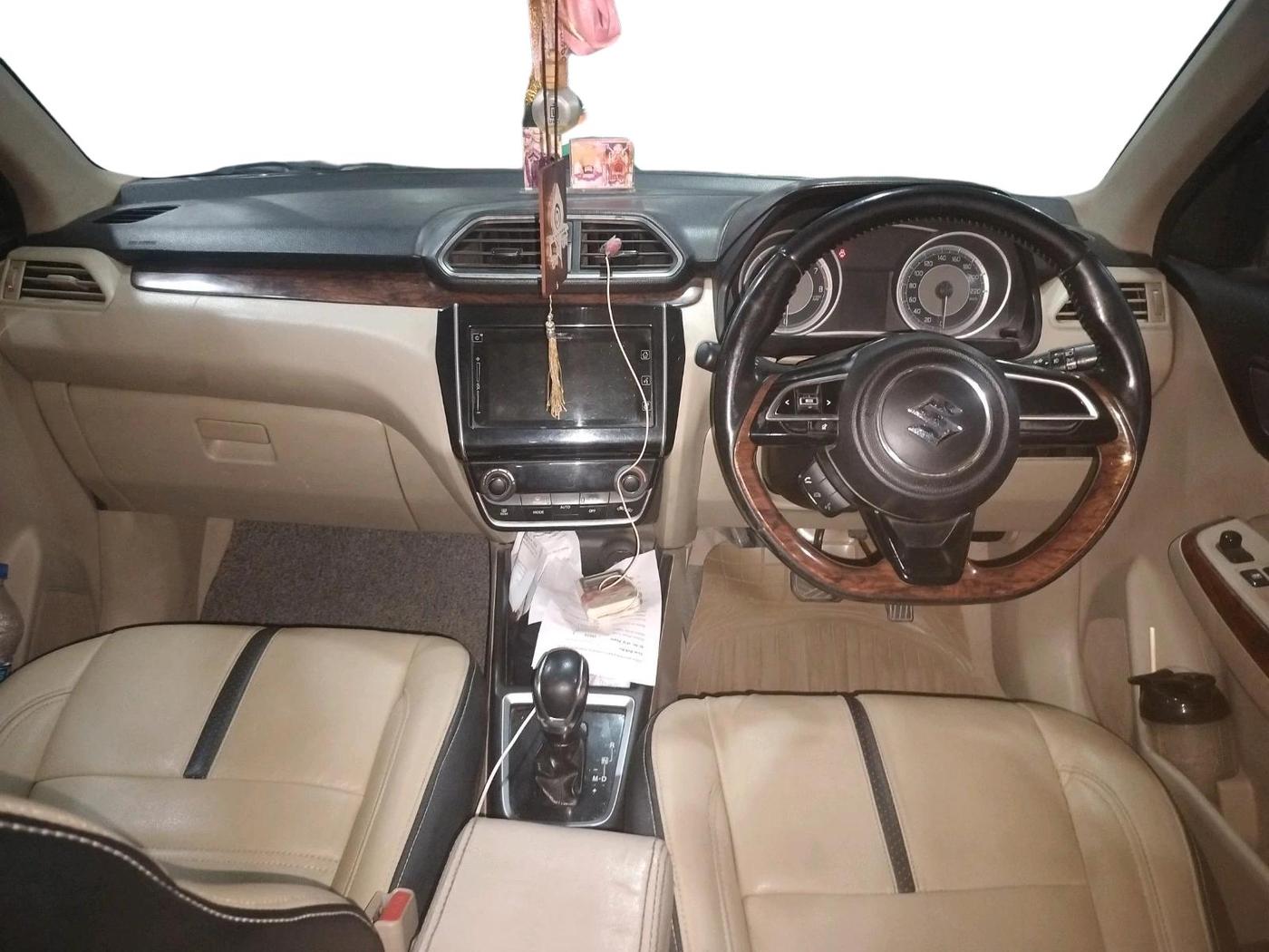 2018 Maruti Dzire ZXI PLUS AMT, CNG, Automatic, 1,56,607 km, interior