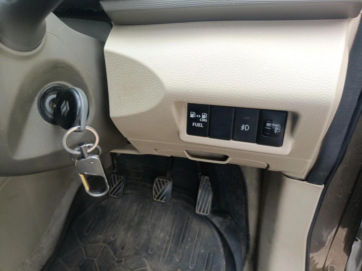 2021 Maruti Ertiga VXI CNG, CNG, Manual, 1,11,489 km, interior