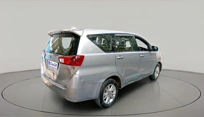 2016 Toyota Innova Crysta 2.4 GX 8 STR, Diesel, Manual, 1,75,616 km, exterior