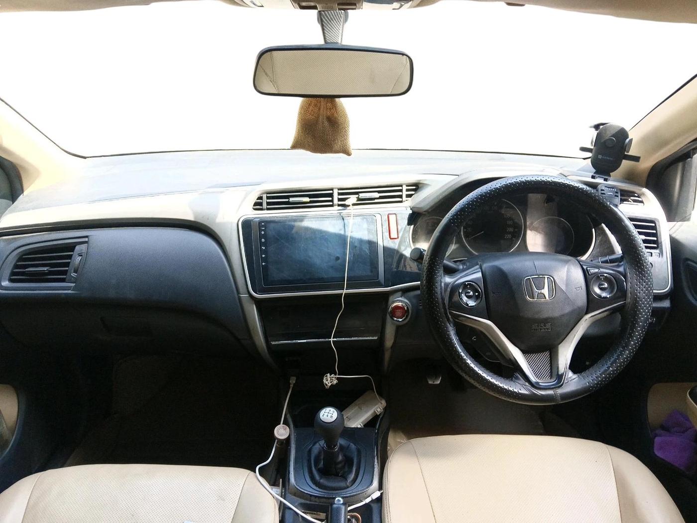 2016 Honda City 1.5L I-DTEC VX (O) MT, Diesel, Manual, 1,06,679 km, interior