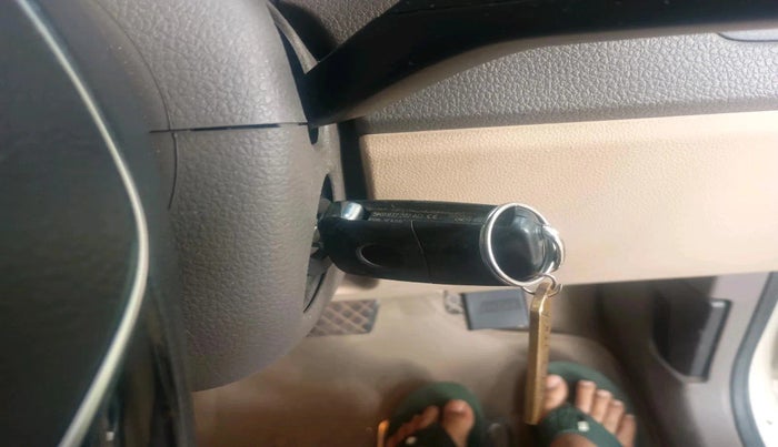 2016 Volkswagen Vento HIGHLINE PETROL AT, Petrol, Automatic, 44,007 km, interior