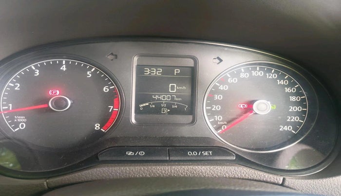 2016 Volkswagen Vento HIGHLINE PETROL AT, Petrol, Automatic, 44,007 km, interior