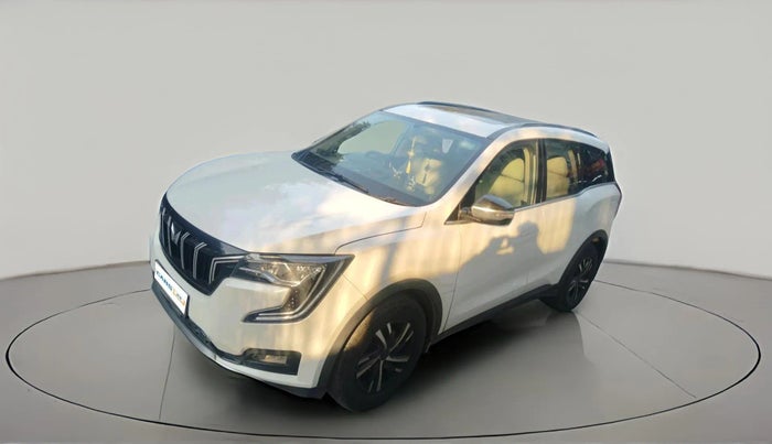 2022 Mahindra XUV700 AX 5 P MT 5 STR, Petrol, Manual, 12,290 km, exterior