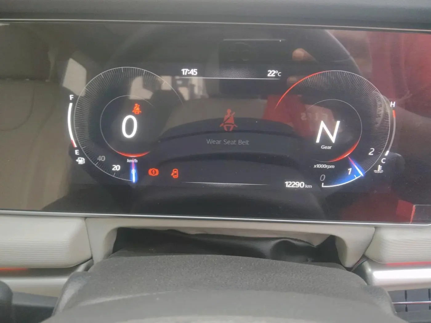 2022 Mahindra XUV700 AX 5 P MT 5 STR, Petrol, Manual, 12,290 km, interior