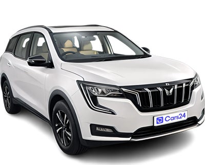 2022 Mahindra XUV700 - SUV - Petrol - Manual - ₹14.50 lakh