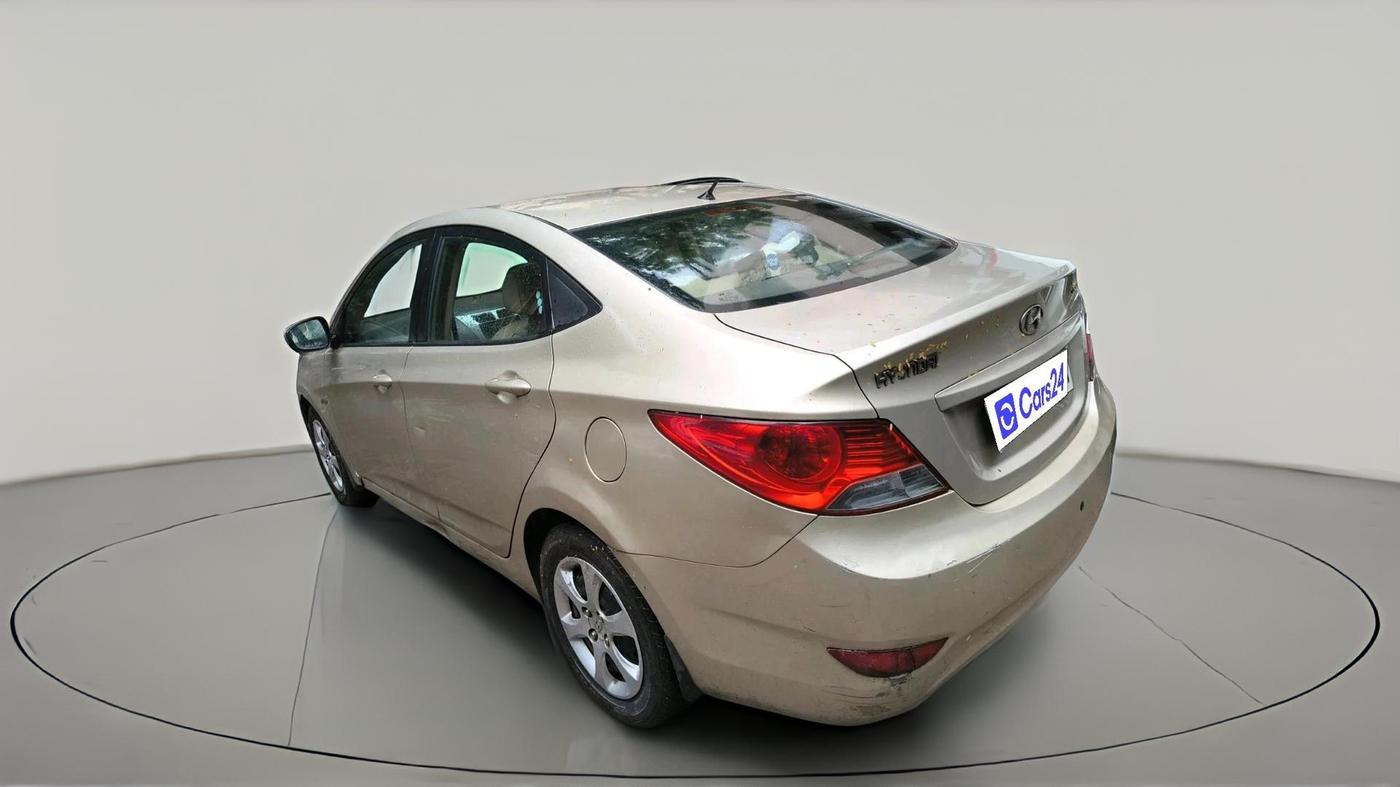 2011 Hyundai Verna FLUIDIC 1.4 VTVT, Petrol, Manual, 69,869 km, exterior