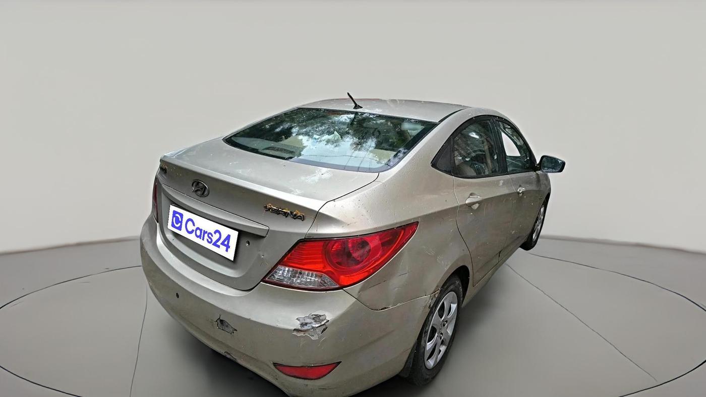 2011 Hyundai Verna FLUIDIC 1.4 VTVT, Petrol, Manual, 69,869 km, exterior